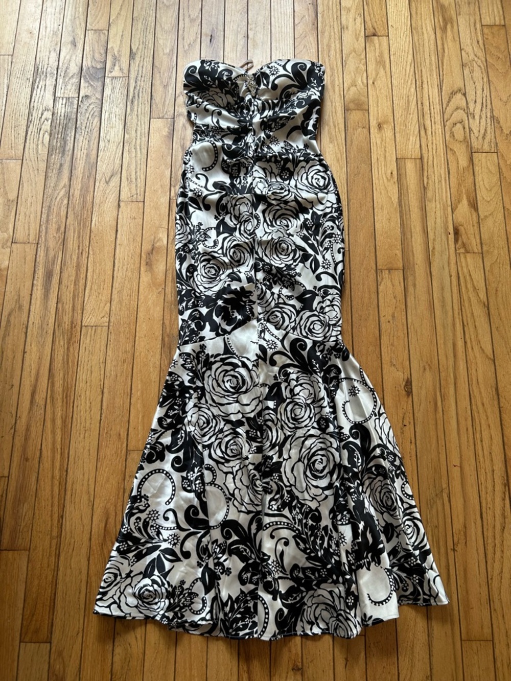 Xscape Y2K Strapless Black and White Floral Gown Size 4